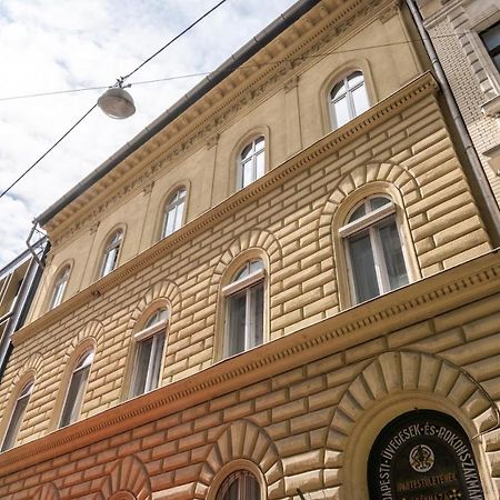 Purezen In The City For 2 Apartment Budapest Bagian luar foto