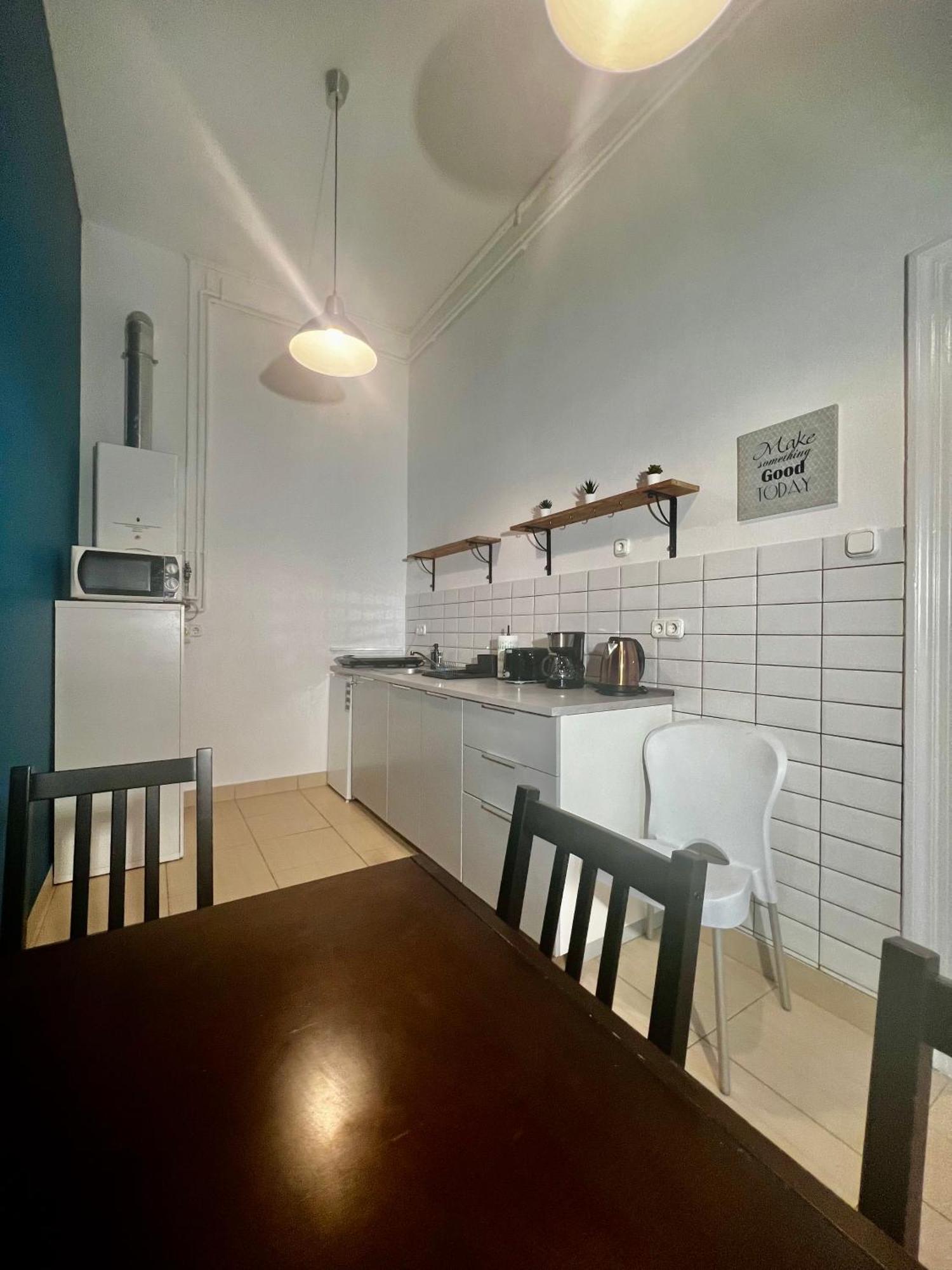 Purezen In The City For 2 Apartment Budapest Bagian luar foto